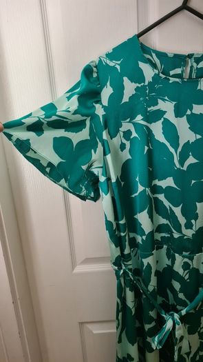 Nwt Satin Belted Dress Size 20