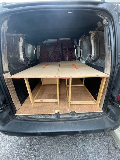 Timber removable insert platform for Berlingo or Partner