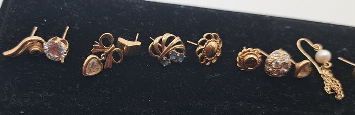9ct gold earrings