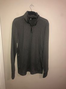 Grey sports top (large)