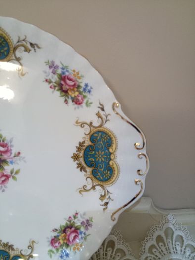Vintage Royal Albert " Berkeley"  22 pieces Tea Set Fine Bone China