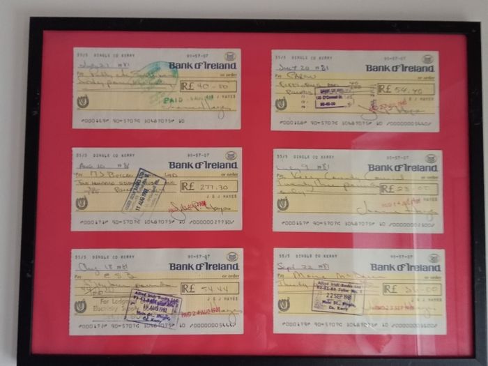 Vintage-Bank of Ireland-Cheques