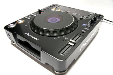 Pioneer CDJ1000s MK3