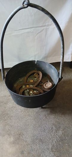 Antique Skillet Pot