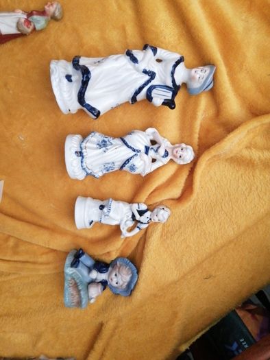 4 Porcelain Figurines