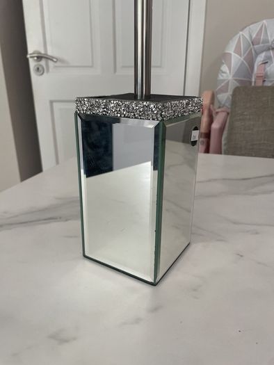 Toilet brush holder