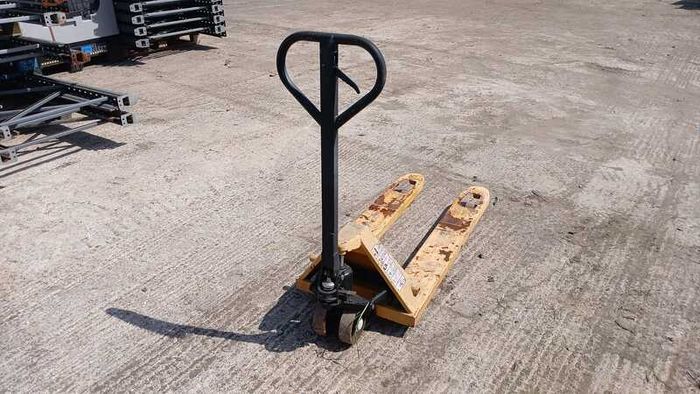 Used Pallet Truck (PT13)