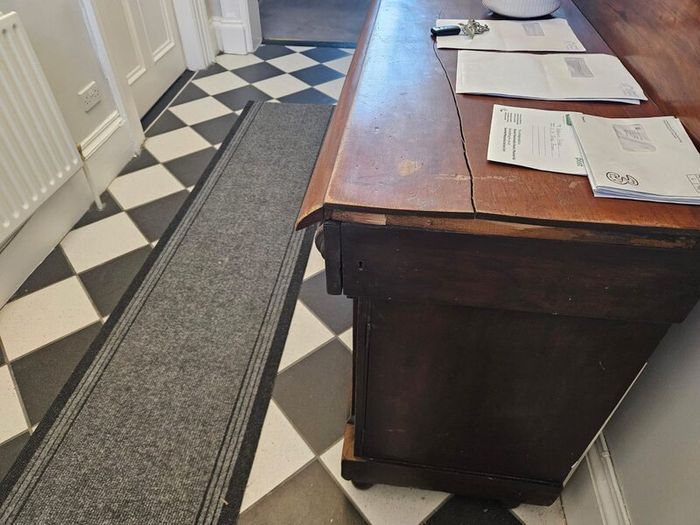 Hall table