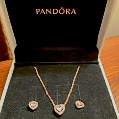 Pandora Rose Gold Elevated Heart Collier Necklace Brand New