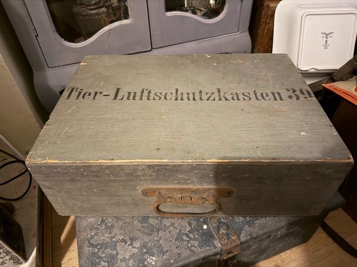 Ww2 Tier Luftschutzkasten 39