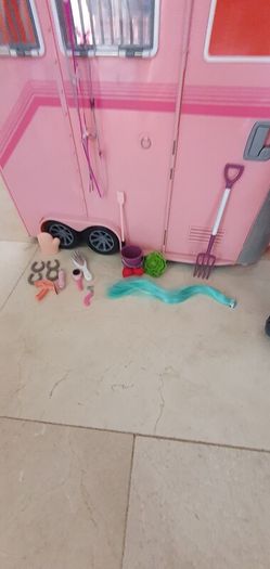 Our Generation Trailer, Horse, Jeep and dolls