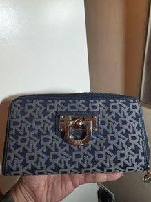 DKNY Long Wallet