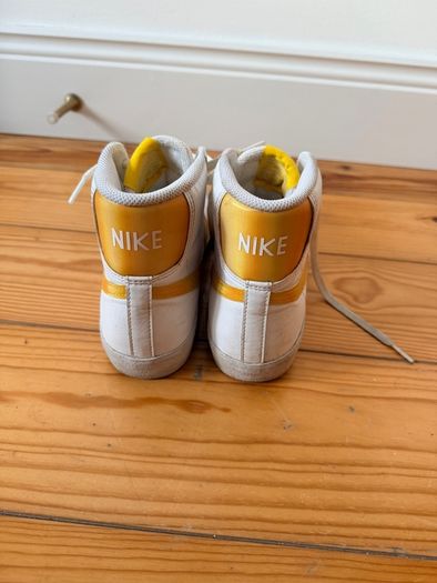 Nike Blazer Mid'77 older kids