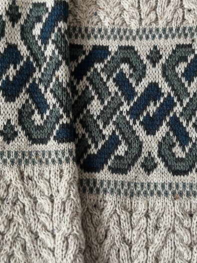Aran Crafts Celtic Jacquard Zip Sweater | Oatmeal size L
