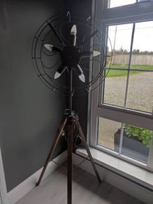 floor lamp