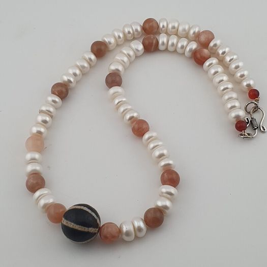 Authentic Fresh Water Pearls & Moon Stone With Melon Shape Agate Gemstone Pendant Necklace