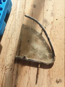 Early 1960s vw beetle fly window
