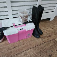 Horse riding boots