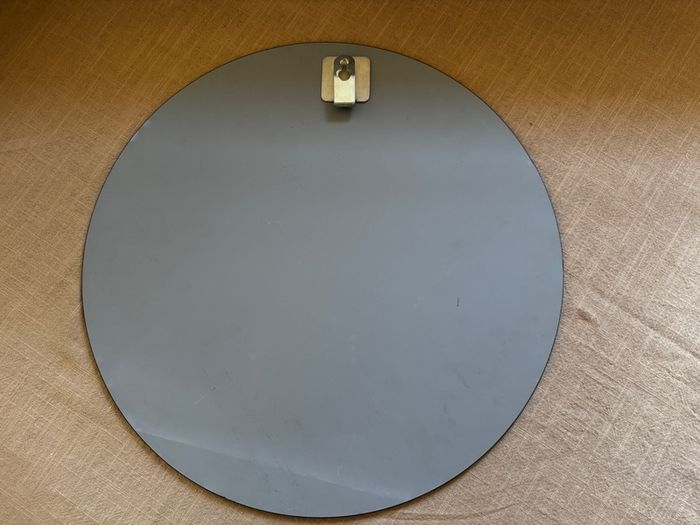 Round Mirror