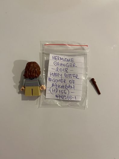 Lego Hermione Granger minifigure