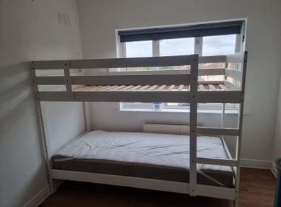 bunk bed