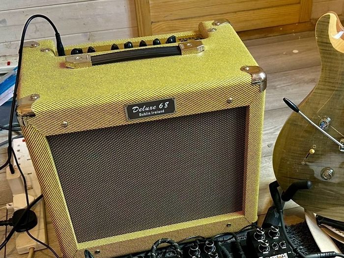 SubZero Tweed V35RG with 12 inch Celestion speaker