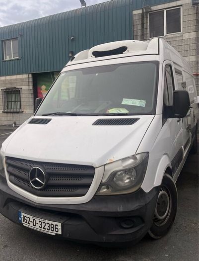 Commercial Fridge Van Mercedes-Benz Sprinter 313
