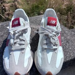 New Balance size 7