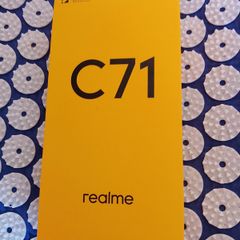 RealMe C71+earphones