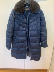 Stunning Rino & Pelle Navy puffer coat (42) Like New