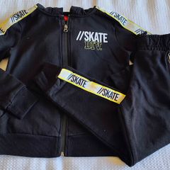 Boy's Tracksuit . Age 7-8