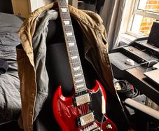 Epiphone SG Standard '61 Maestro Vibrola vintage cherry finish
