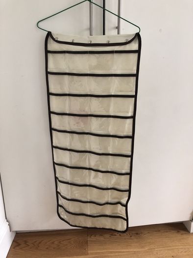 Jewellery organiser