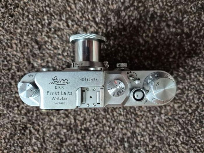leica iiic and 50mm elmar lens