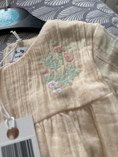 new - baby girl dress 12-18m with tag