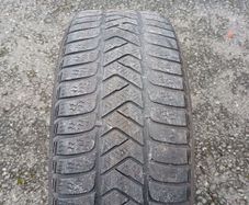 tyre 215/55/17