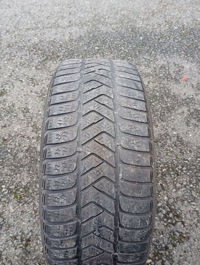 tyre 215/55/17