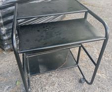 Computer desk