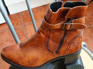 Ladies Leather Boots