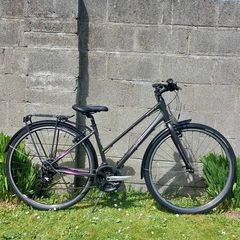 Giant Escape Ladies  - Size Small/16" - Commuting bike - Fully serviced - Excellent condition