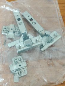 Soft-Close Clip-On Concealed Hinges 2 Pack