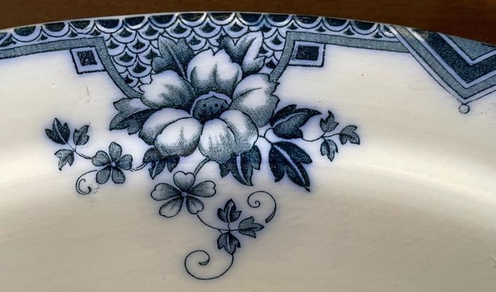 Antique Art Deco Cambridge Pattern Oval Serving Platter Meat Platter Hollinshead & Kirkham England ca 1910