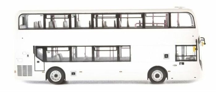 Northcord : 1:76 white bus, Free Post