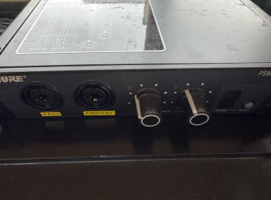 Shure PSM200 In Ear Wireless Monitoring System with SE215 earphones