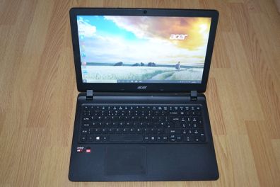 Acer Quad Core Laptop with HDMI + Microsoft Office