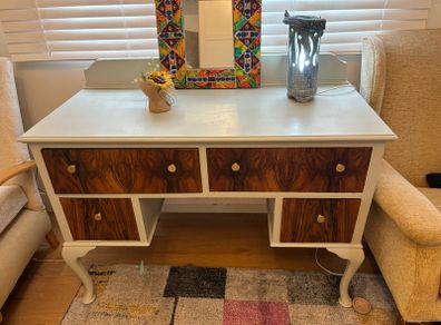 Vintage dressing table
