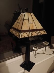 Table lamp
