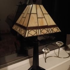 Table lamp