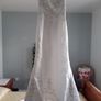 Lovely wedding dress Image 2