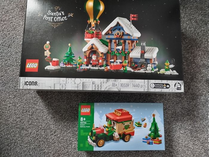 LEGO Christmas/ Winter Village Bundle